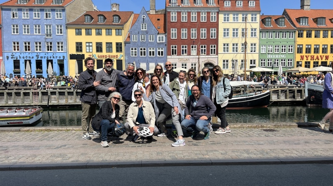 H Μαρία Κανελλοπούλου, creative director της καμπάνιας της Aegean με το επιτυχημένο σλόγκαν “Έχω πάει” από την εταιρεία Ogilvy, μιλάει για τo making off της παραγωγής.  