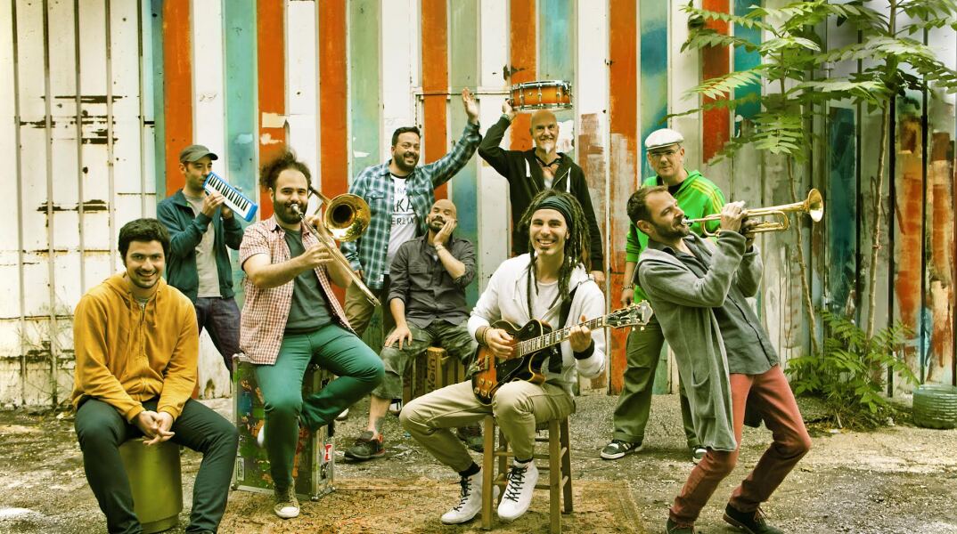 Locomondo: Το νέο τραγούδι «Filtragram», σε στίχους και μουσική του Μάρκου Κούμαρη, για τον κόσμο των social media.