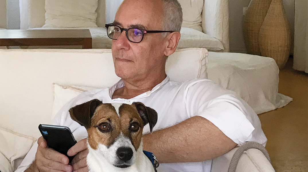 Διονύσης Δερβής-Μπουρνιάς: Συνέντευξη με τον Ελληνογάλλο μαέστρο για το Festum π, τη γιορτή των μαθηματικών και μουσικής στη Σάμο