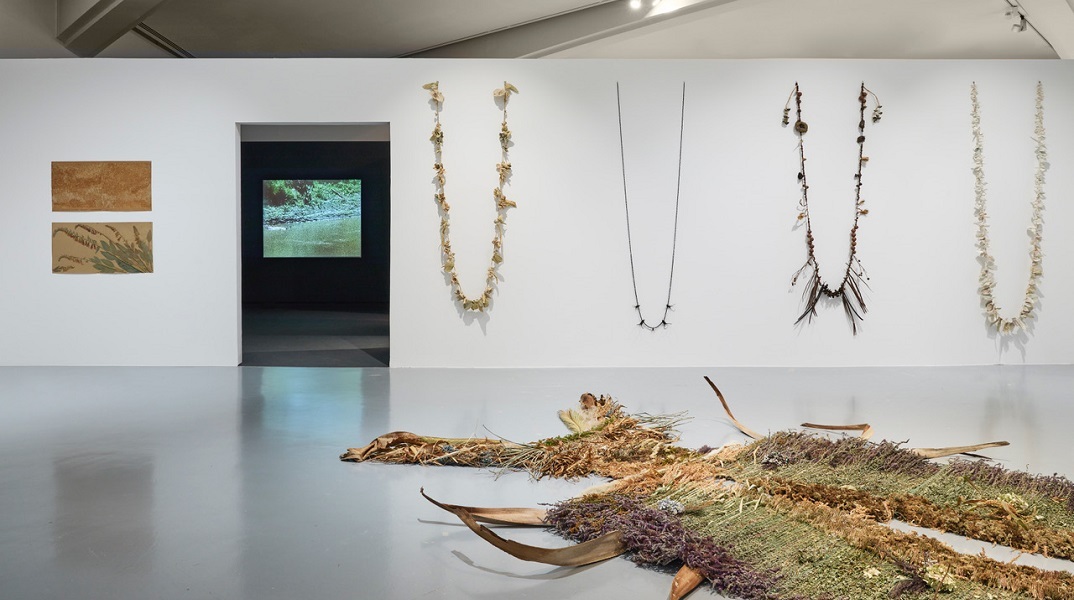 Chiara Camoni, Senza Titolo (una Tenda), 2019