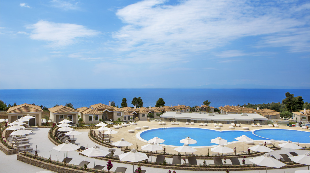 Οικογενειακές διακοπές στο Ajul Luxury Hotel & Spa Resort: Μια μοναδική εμπειρία ευζωίας στη Χαλκιδική