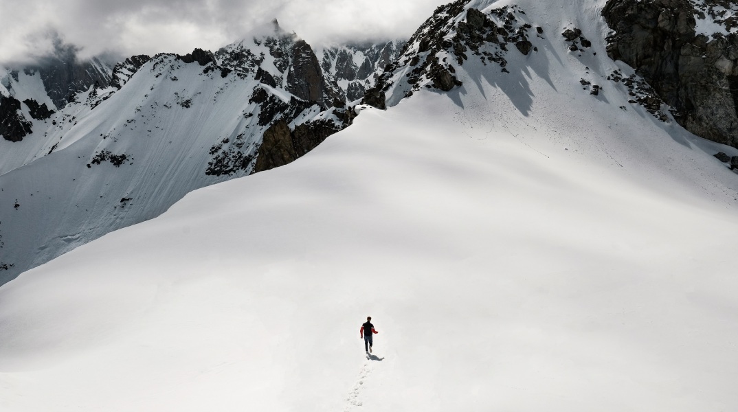 Ελβετία: Έξι ορειβάτες σκοτώθηκαν στις Άλπεις, σε διάστημα λίγων ημερών - Τραγική κατάληξη στις απόπειρες αναρρίχησης των εντυπωσιακών βουνοκορφών.