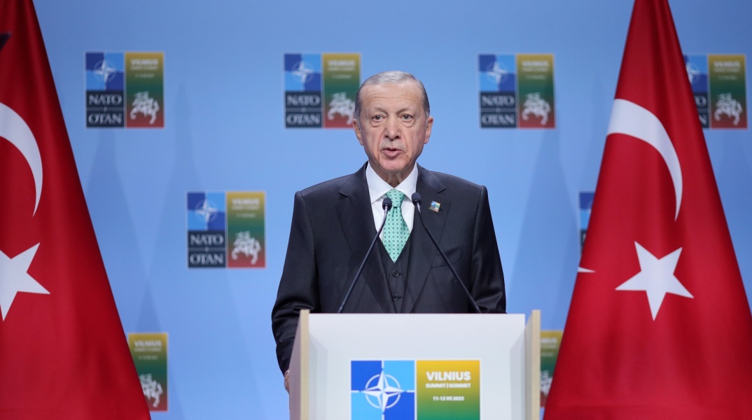 Τουρκία: Έντονη αντίδραση του κυβερνώντος κόμματος στην απόφαση που φέρεται να πήρε η Disney+ να μην προβάλει τη σειρά «Ataturk» για τον Μουσταφά Κεμάλ Ατατούρκ.