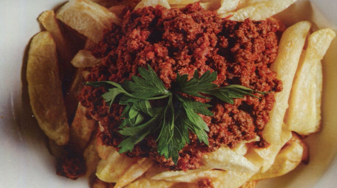 Κιμάς με πατάτες τηγανιτές