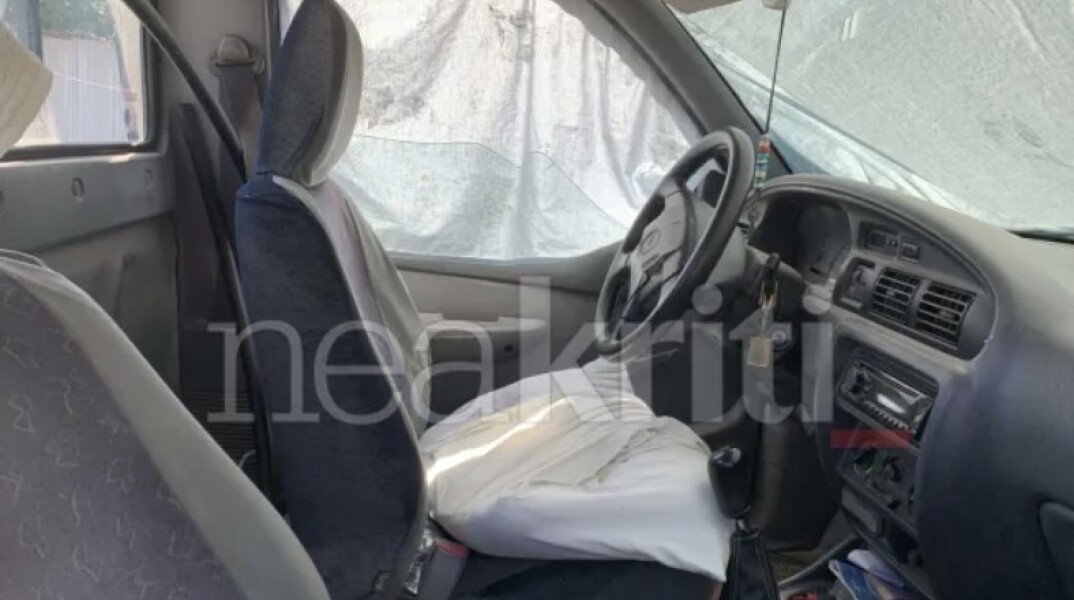 Το αυτοκίνητο μέσα στο οποίο πυροβολήθηκε ο 29χρονος στην Κρήτη