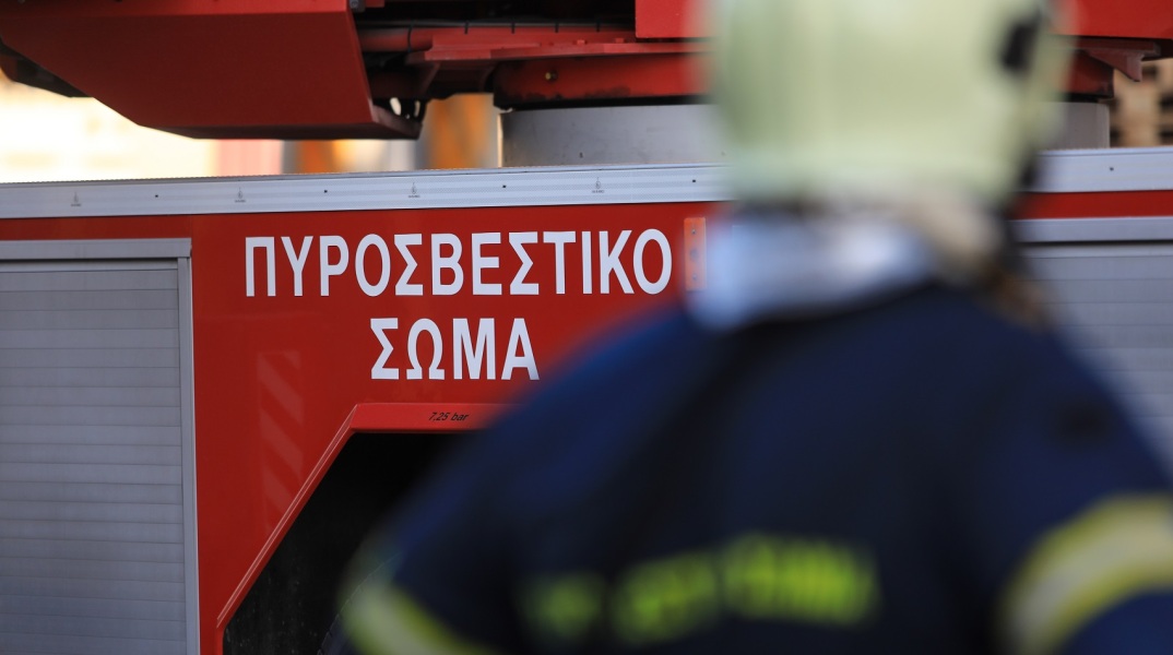 Άγιος Στέφανος: Κατηγορία σε βαθμό πλημμελήματος για εμπρησμό από πρόθεση αντιμετωπίζει ο 87χρονος που «πιάστηκε» επ’ αυτοφώρω να βάζει φωτιά σε ξερά χόρτα.