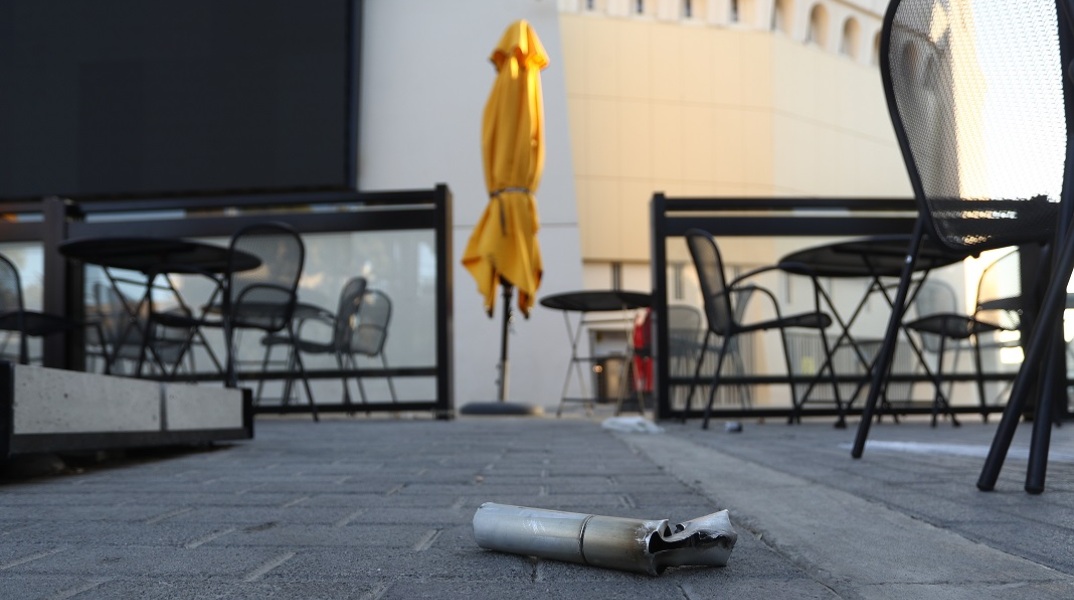 Η δολοφονία του Μιχάλη Κατσουρή από χούλιγκαν, η ανεξέλεγκτη εγκληματική δράση, οι ευθύνες της πολιτείας.