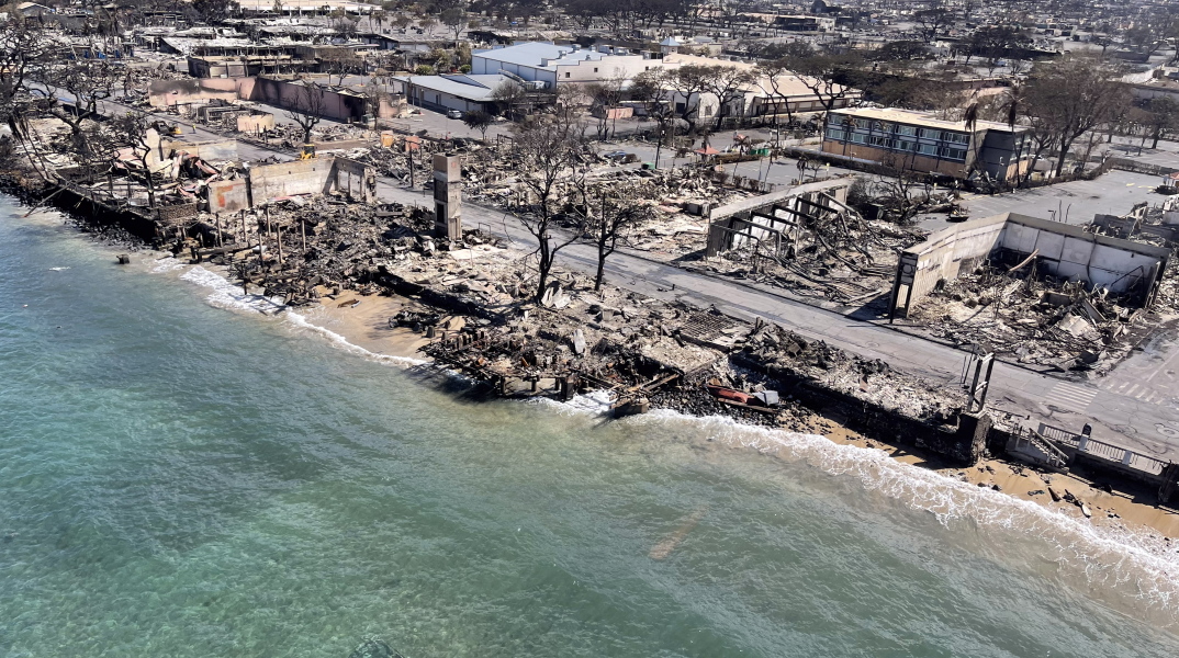 Κατεστραμμένο τοπίο από τις φωτιές στη Χαβάη