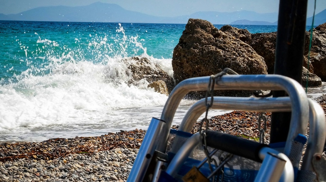 Υπουργείο Οικονομικών: 1.312 επιπλέον έλεγχοι και 413 παραβάσεις σε αιγιαλούς από τις 8 ως τις 11 Αυγούστου - Κωστής Χατζηδάκης: Θα επιβάλουμε την νομιμότητα.