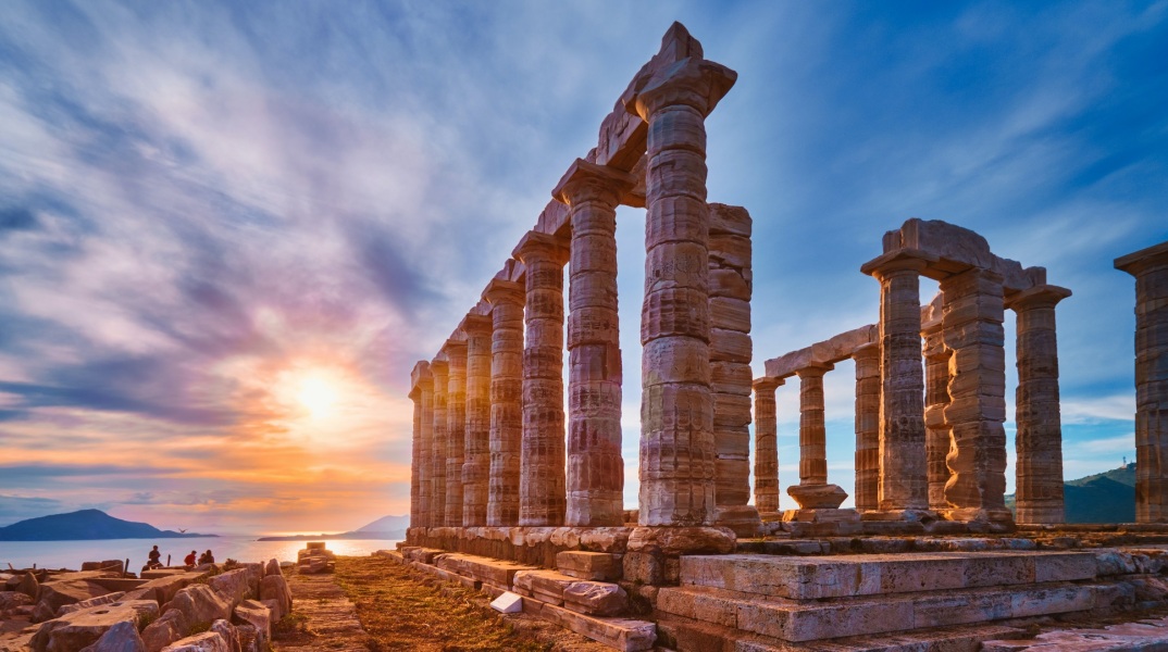 Υπουργείο Τουρισμού: Ξεκινά η υποβολή αιτήσεων των υποψηφίων για τις Σχολές Ξεναγών - Οι προϋποθέσεις συμμετοχής στη διαδικασία επιλογής.