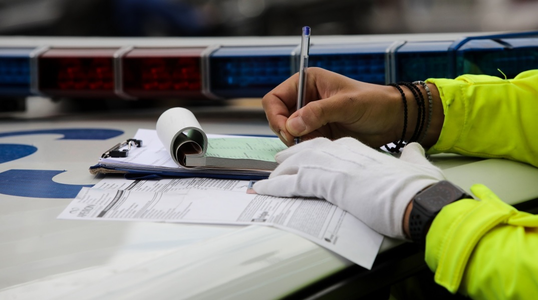 Κρήτη: Παραβάτες του ΚΟΚ 2550 οδηγοί στην Κρήτη, από 13 έως και 19 Αυγούστου - Εκτεταμένοι τροχονομικοί έλεγχοι - Ποιες παραβάσεις διαπιστώθηκαν.