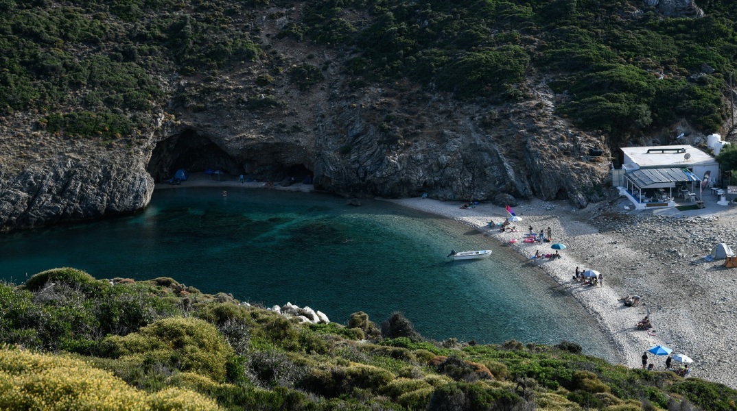 North Evia Pass 2023: Ανοίγει η πλατφόρμα για την υποβολή αιτήσεων την Παρασκευή 25 Αυγούστου - Οι όροι του προγράμματος και η διαδικασία επιλογής δικαιούχων.