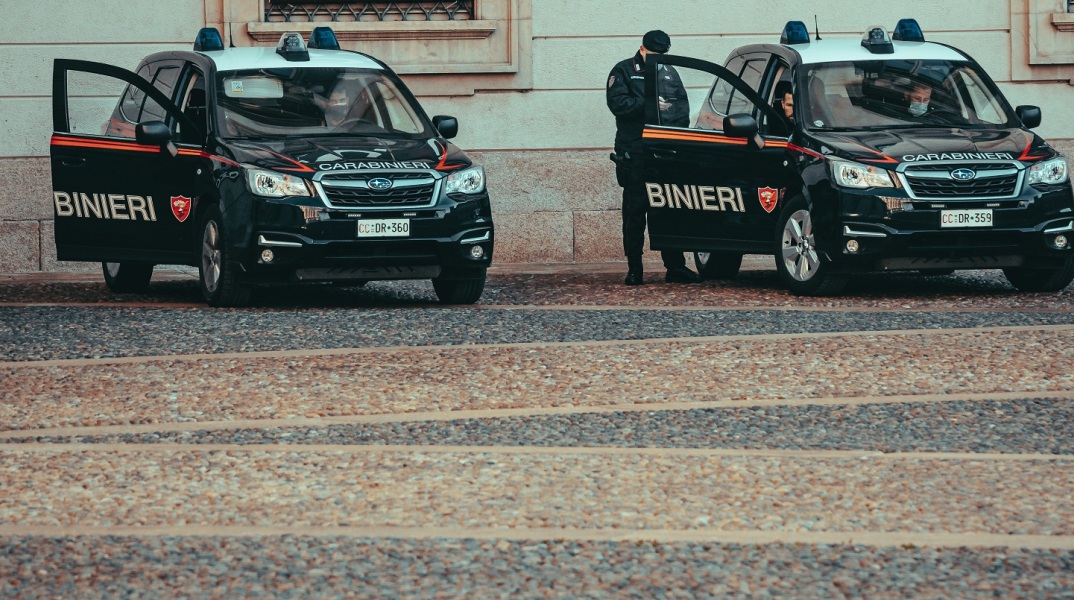 Ιταλία: Έξι έφηβοι βίασαν δύο δεκατριάχρονες ξαδέλφες στη Νάπολη - Δεύτερο περιστατικό ομαδικού βιασμού τις τελευταίες ημέρες.