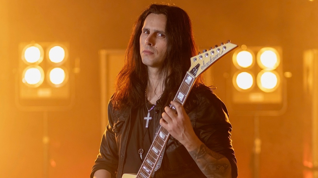 Gus G: Ο βιρτουόζος κιθαρίστας και ιδρυτής των Firewind δίνει 10 tips για νέους μουσικούς