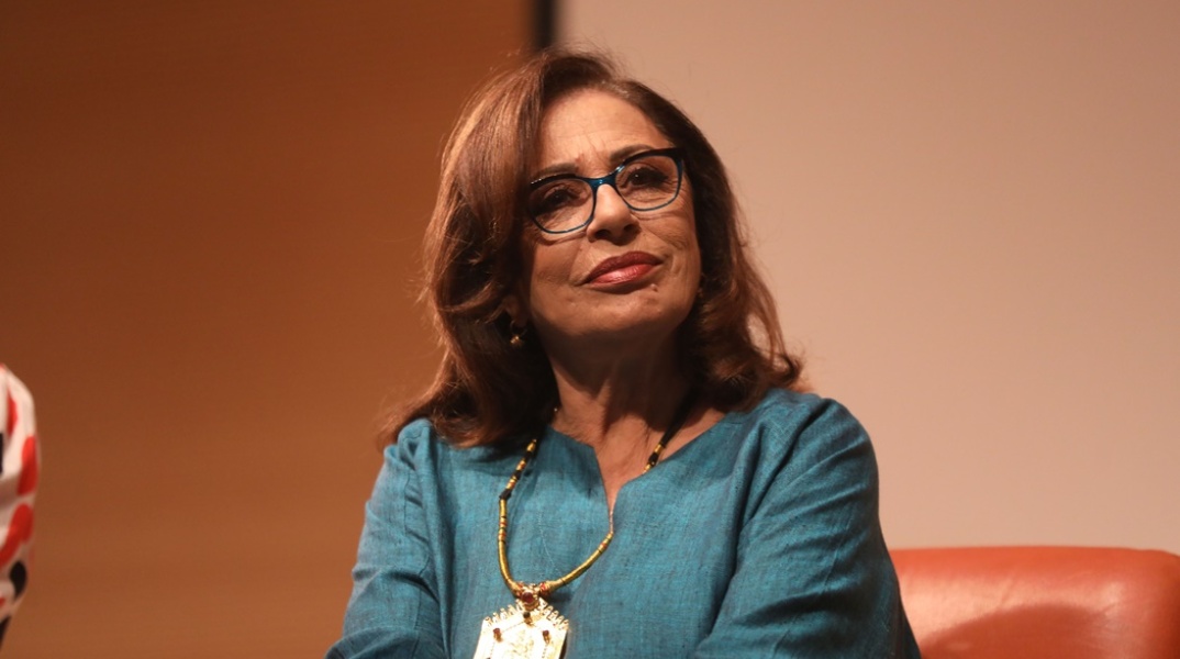 Χάρις Αλεξίου