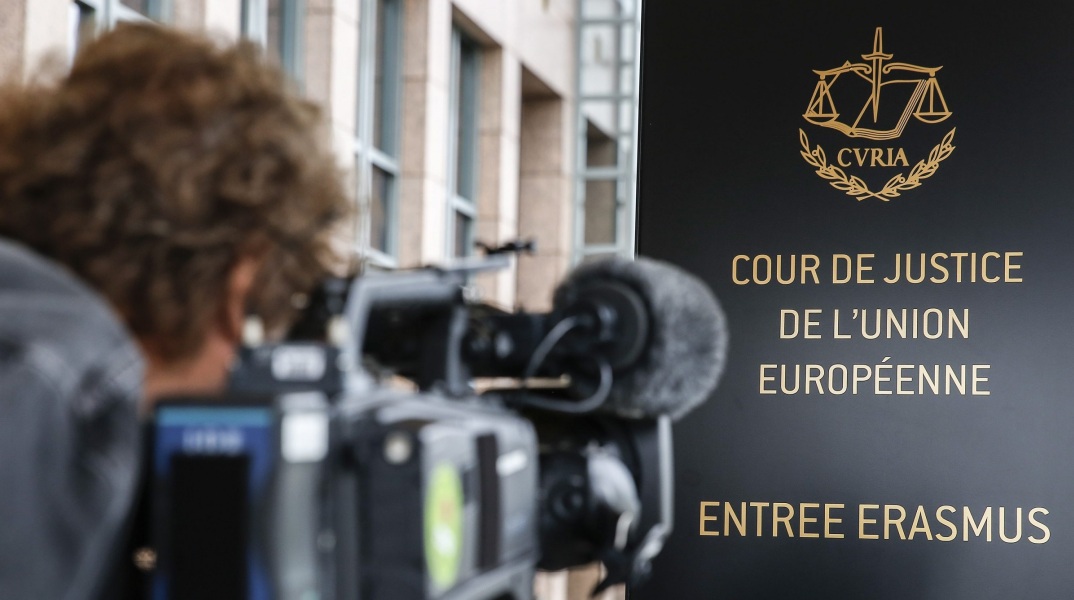 ΕΕ - Frontex: Σύρος πρόσφυγας που απελάθηκε από την Ελλάδα έχασε την υπόθεση κατά της υπηρεσίας συνόρων Ευρωπαϊκής Ένωσης - «Ορόσημο» χαρακτηρίζεται η απόφαση.