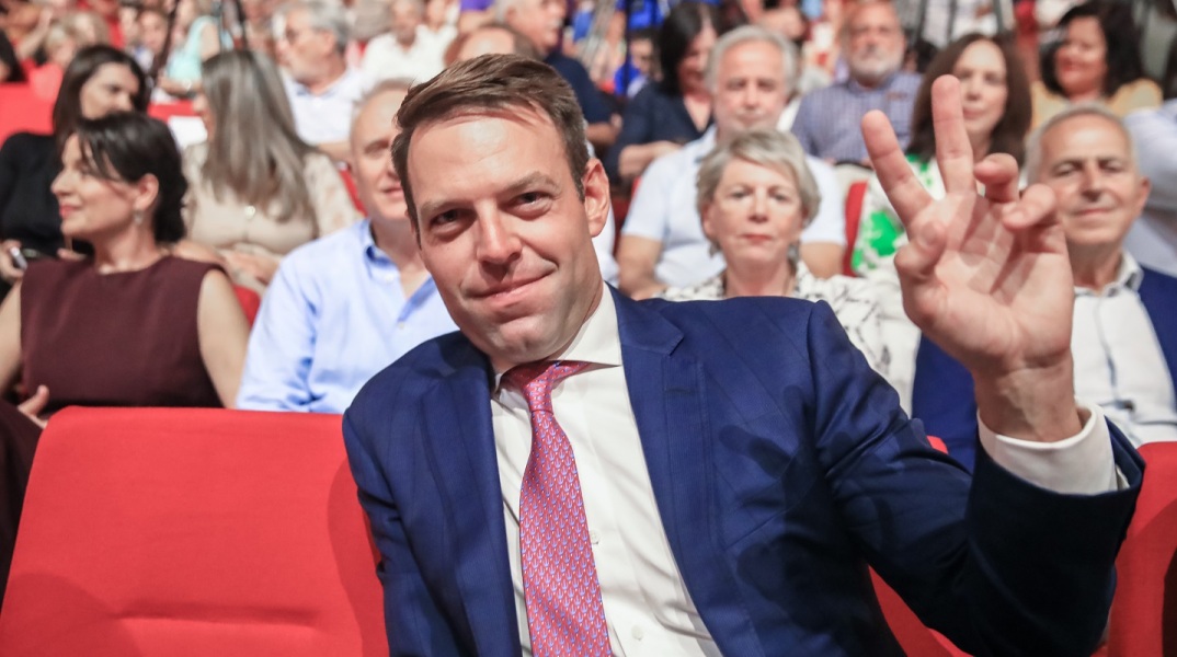 Σας παρακαλώ, ψηφίστε Κασσελάκη