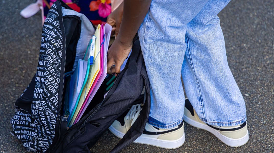 Σχολικά είδη: Αυξήσεις διαπίστωσε η Ένωση Εργαζομένων Καταναλωτών Ελλάδας της ΓΣΕΕ - Ελέγχθηκαν 174 προϊόντα - Τι ισχύει με το «Καλάθι των Μαθητών».