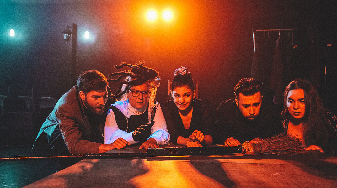 «Παρασκευή και 13» στο θέατρο Nous