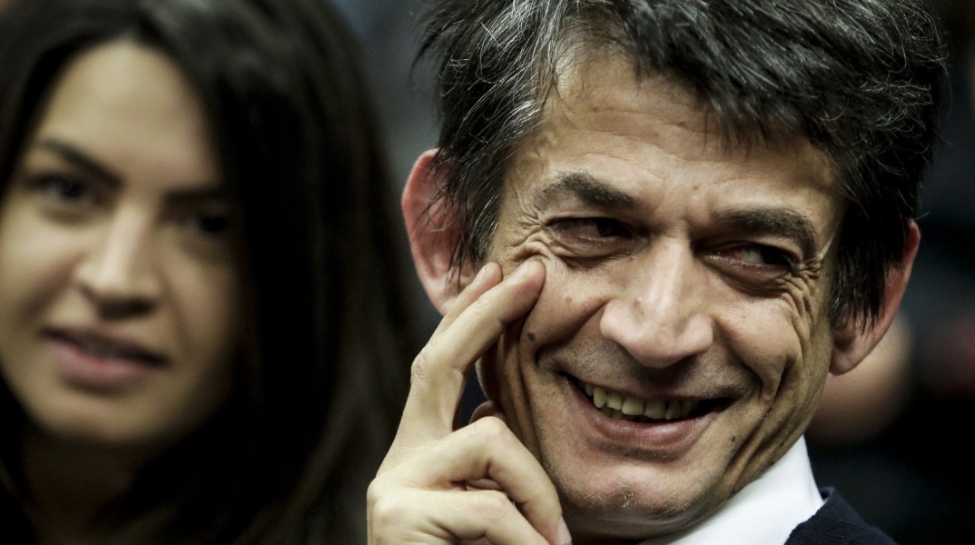 ΣΥΡΙΖΑ - Νίκος Καρανίκας: Τοποθέτηση υπέρ του Στέφανου Κασσελάκη για το βίντεο στη Μακρόνησο που προκάλεσε αντιδράσεις  - Η ανάρτησή του. 