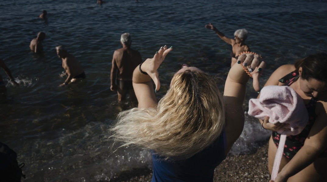 Έκθεση φωτογραφίας στον νέο χώρο της Luz Visual Studies - Είκοσι νέοι δημιουργοί παρουσιάζουν τη δουλειά τους - Περιηγηθήκαμε στο υλικό της έκθεσης «EXI(S)T».