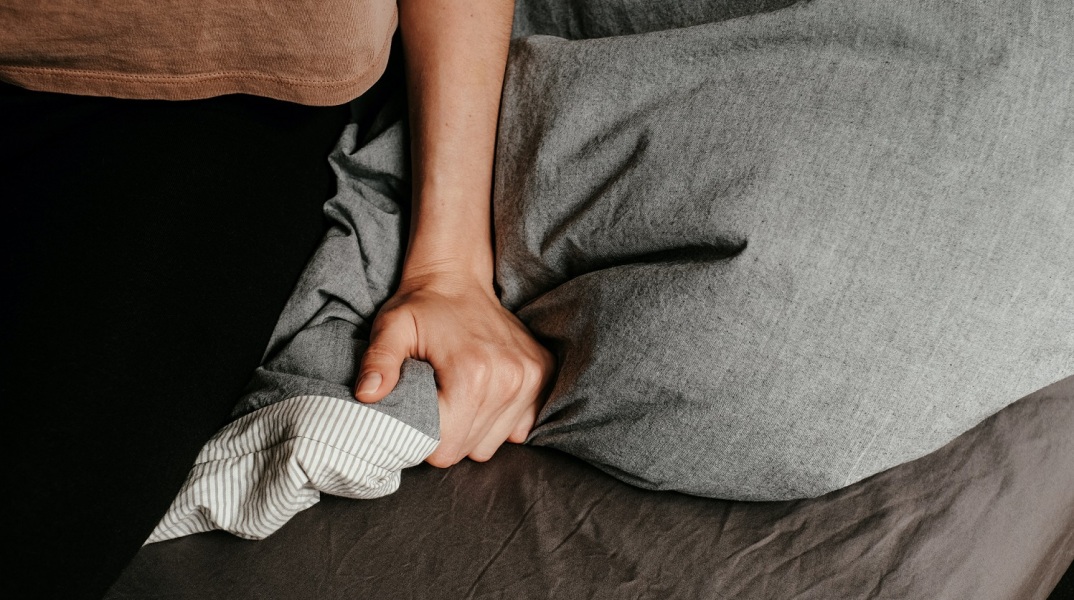 Βέλγιο: Ανατριχιαστικές μαρτυρίες δύο κοριτσιών που κακοποιήθηκαν από τον παππού τους όταν ήταν 8 ετών - Οργή για την καθυστέρηση απονομής δικαιοσύνης.