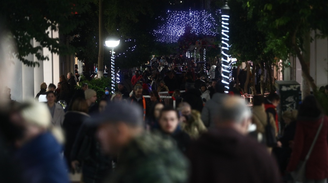 «Γαλάζια Νύχτα» διοργανώνει ο Εμπορικός Σύλλογος Πειραιώς την Παρασκευή 22 Σεπτεμβρίου - Ανοικτά μέχρι τις 11 το βράδυ τα μαγαζιά.