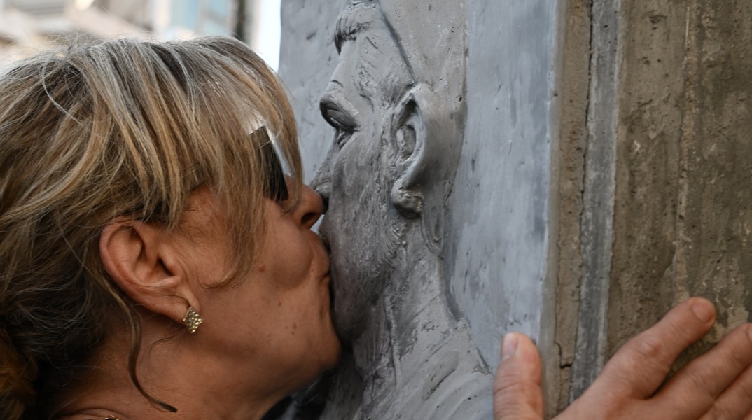 Παύλος Φύσσας: Δέκα χρόνια από τη δολοφονία του από τον Γιώργο Ρουπακιά - Αντιφασιστική πορεία στο Κερατσίνι - Συγκεντρώσεις στις μεγάλες πόλεις της χώρας.