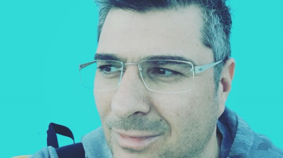 Ο στιχουργός Νίκος Μωραΐτης