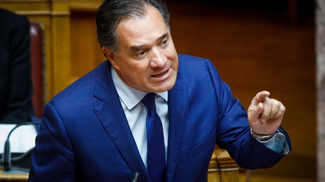 Ο υπουργός Εργασίας, Άδωνις Γεωργιάδης, κατά τη διάρκεια της συζήτησης στη Βουλή για το εργασιακό νομοσχέδιο