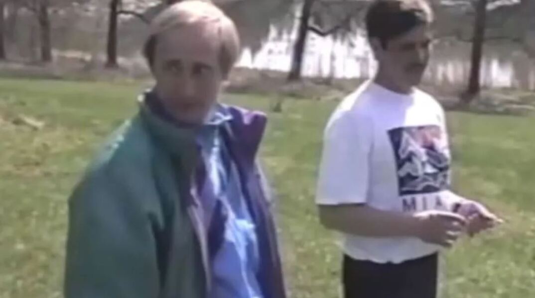 Σπάνιο βίντεο του Βλαντιμίρ Πούτιν να παίζει πινγκ πονγκ σε διακοπές στη Φινλανδία