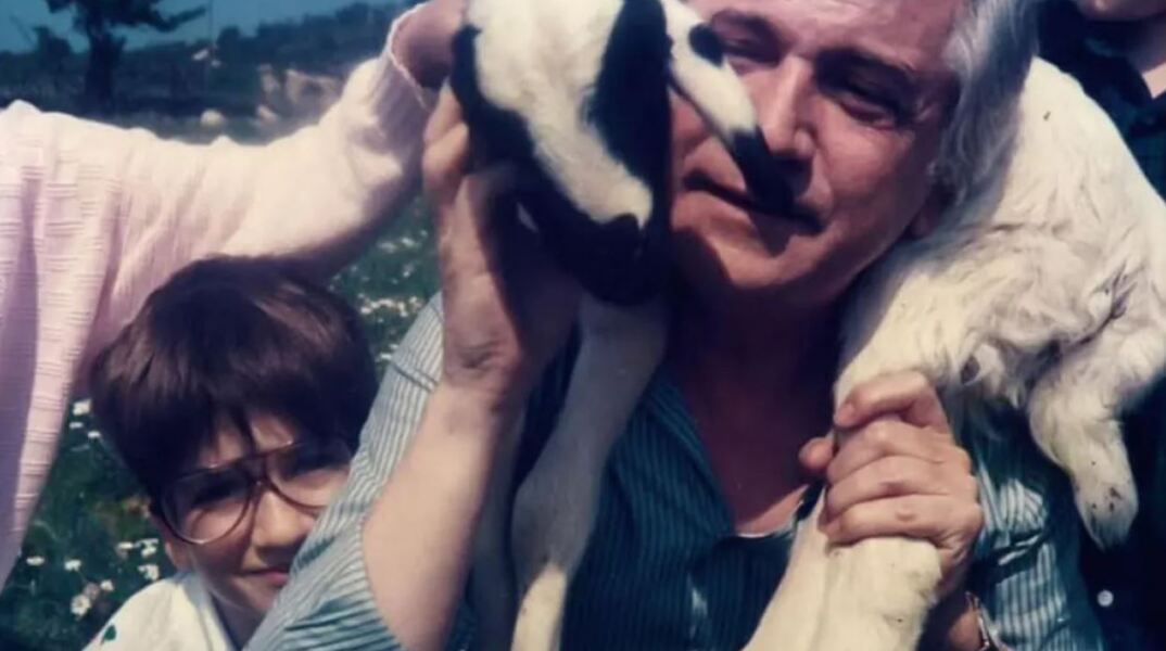 Η ανάρτηση του Κώστα Μπακογιάννη για τα 34 χρόνια από τη δολοφονία του πατέρα του