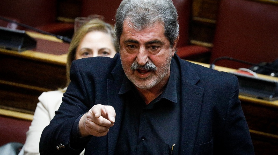 ΣΥΡΙΖΑ: Ο Παύλος Πολάκης στρέφεται εναντίον του Γρηγόρη Γεροτζιάφα, μια ημέρα μετά την αποχώρηση του τελευταίου από το κόμμα και τις αιχμές προς Κασσελάκη. 