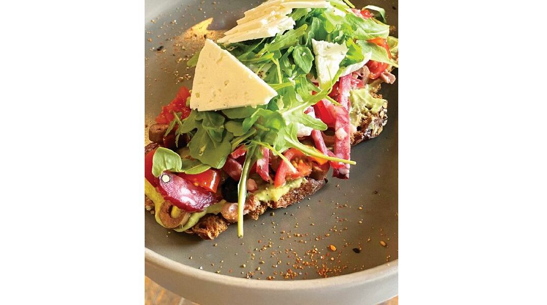 Dizer Coffee & Brunch