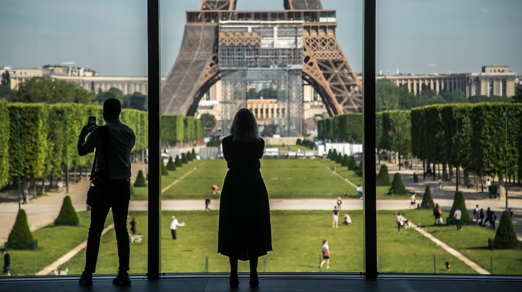Γαλλία: Μάστιγα κοριών στο Παρίσι - Λιγότερο από ένα χρόνο πριν τους Ολυμπιακούς Αγώνες - Κύμα πανικού σε όλη τη χώρα και πολιτική διαμάχη. 