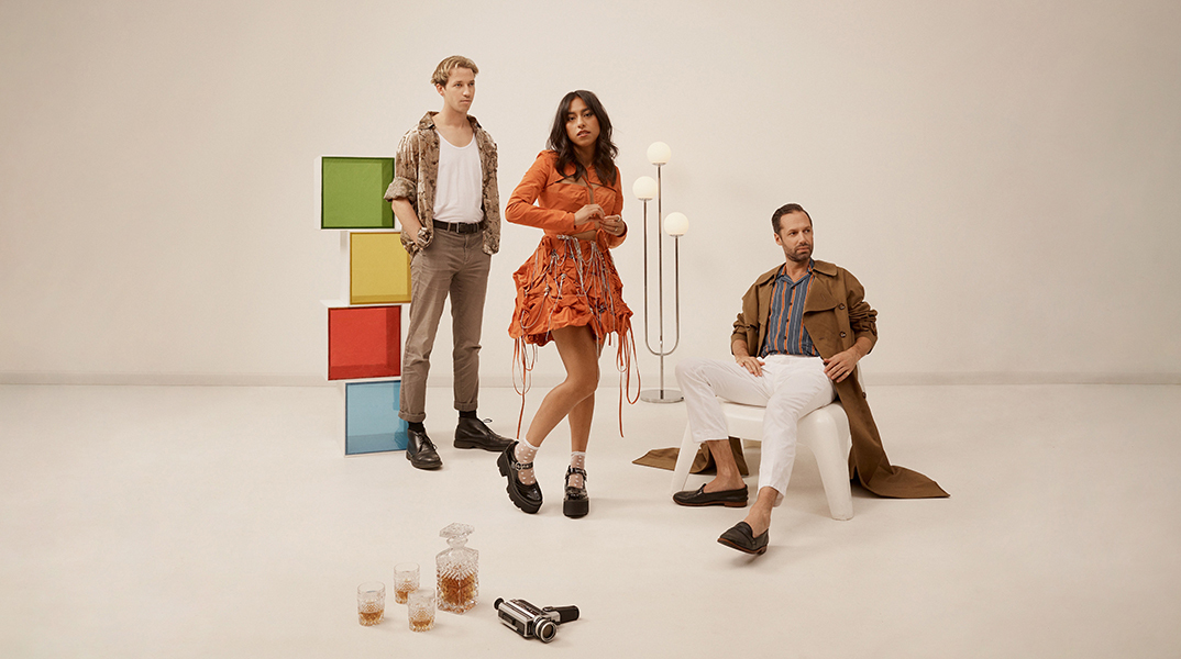 Telenova: Ένα συγκρότημα «κινηματογράφος για τα αυτιά σου»