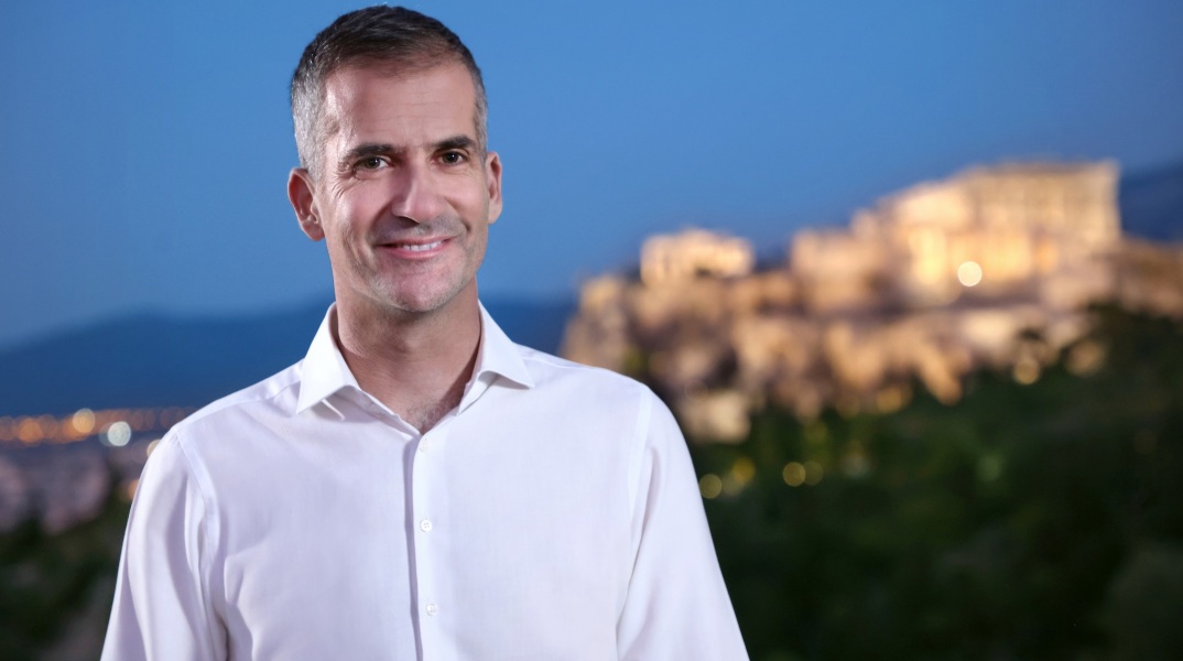 Κώστας Μπακογιάννης: «Ο δήμαρχος είναι των Αθηναίων και όχι της Αθήνας - Εμείς κάνουμε πράξη τη συνεργασία και τη συνεννόηση με την υπερκομματική μας ομάδα».