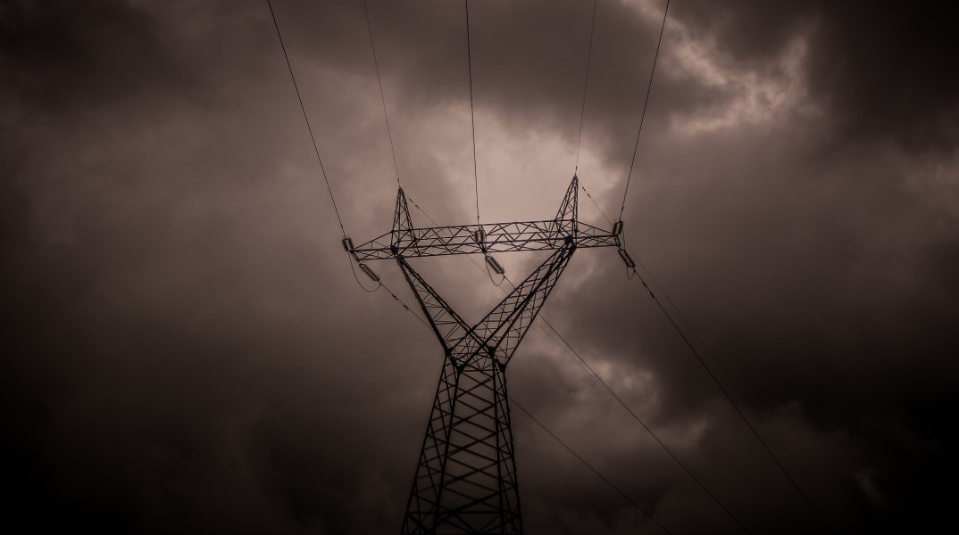 Ηλεκτρικό ρεύμα: Έρχεται ο ενεργειακός «Τειρεσίας» για τους «στρατηγικούς κακοπληρωτές» - Γιγαντώθηκε το πρόβλημα μετακίνησης παρόχων. 