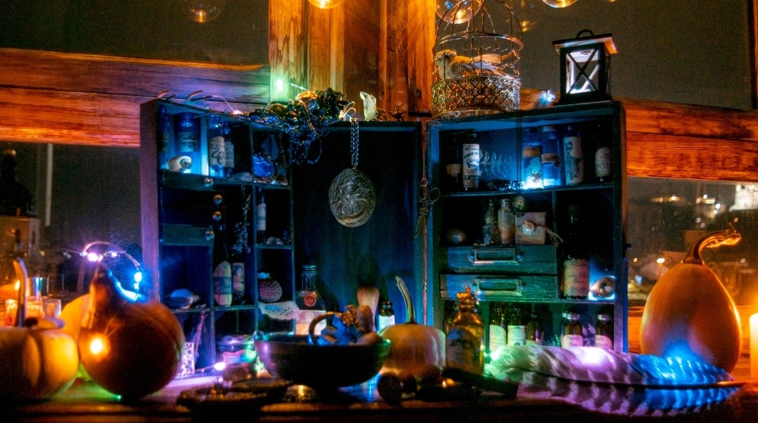 Βρετανία: Το πρώτο master με αντικείμενο τη μελέτη της μαγείας και του αποκρυφισμού προσφέρει το πανεπιστήμιο του Έξετερ