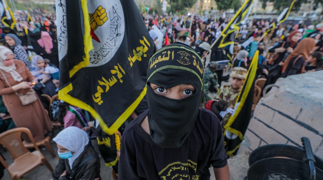 Ισραήλ - Παλαιστίνη: Τουλάχιστον 200 Ισραηλινοί νεκροί από την επίθεση της Χαμάς, σύμφωνα με τα ΜΜΕ - 232 Παλαιστίνιοι νεκροί και 1.700 τραυματίες. 