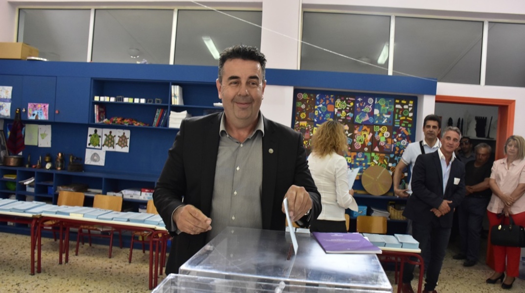 Δημήτρης Κωστούρος