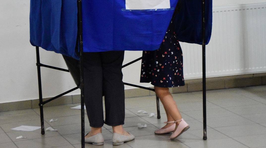 Αυτοδιοικητικές εκλογές: Προβληματισμός για την εξαιρετικά μειωμένη παρουσία των γυναικών στους δημαρχιακούς θώκους - Μόλις 13 στο σύνολο 332 δήμων.