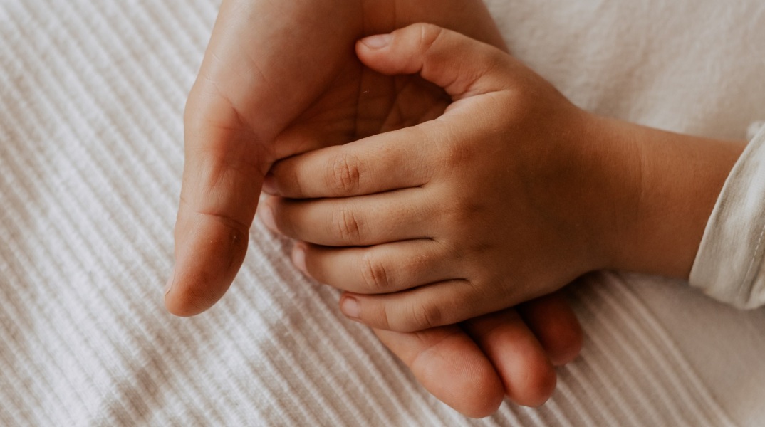 Πάτρα: Έκκληση βοήθειας για τον μικρό Διονύση - Πάσχει από καρκίνο στο κεντρικό οπτικό νεύρο του ματιού - Απαραίτητο να χειρουργηθεί άμεσα στη Γερμανία.