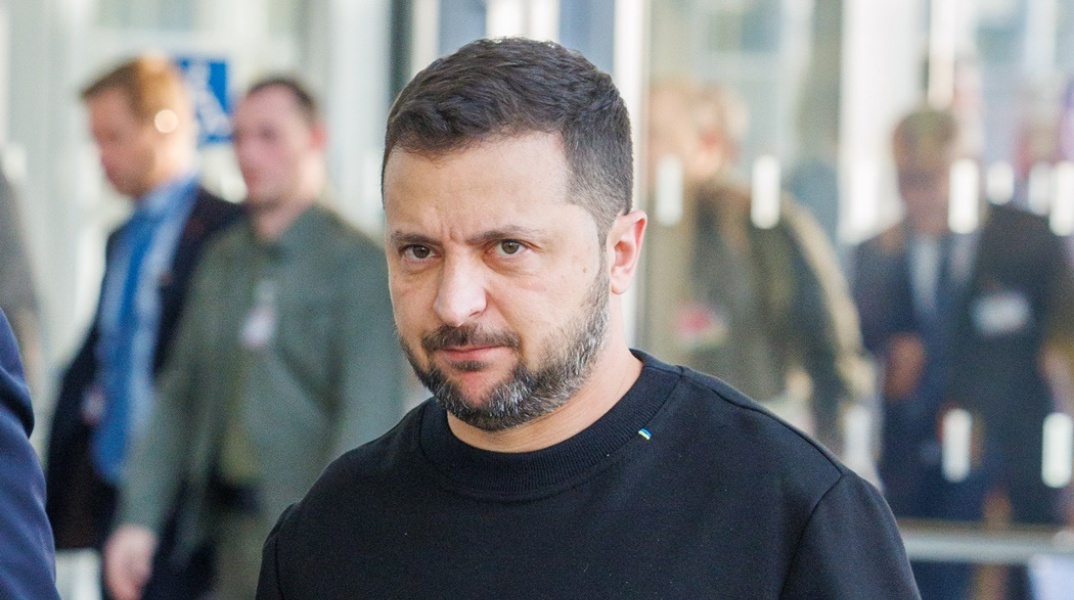 Ο Ουκρανός πρόεδρος, Βολοντίμιρ Ζελένσκι, στη Σύνοδο των υπουργών Άμυνας του ΝΑΤΟ