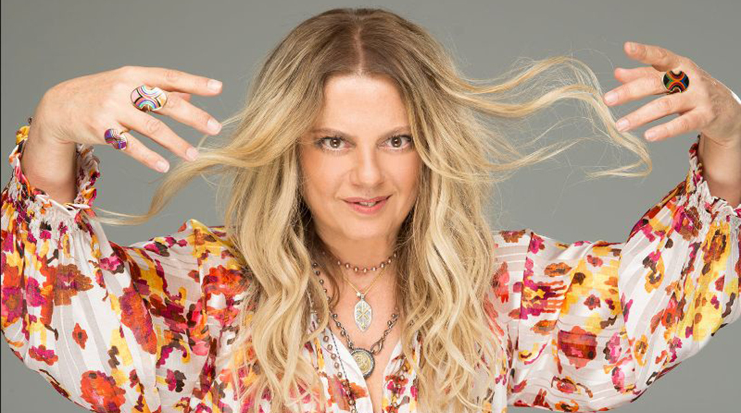 Η Ελένη Τσαλιγοπούλου στο θέατρο Άλσος