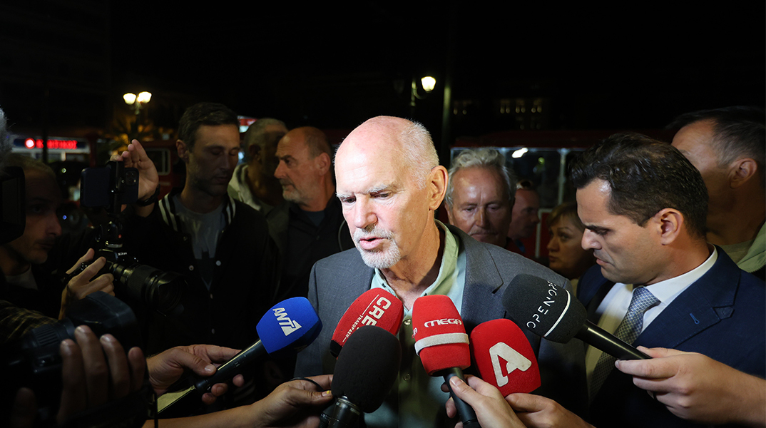 Γιώργος Παπανδρέου - Αποτελέσματα του δευτέρου γύρου των αυτοδιοικητικών εκλογών στο εκλογικό κέντρο του υποψηφίου δημάρχου Αθηναίων Χάρη Δούκα