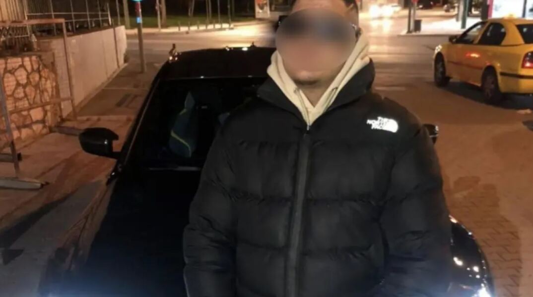 Συνελήφθη στον Κολωνό 18χρονος για ασέλγεια σε 13χρονη