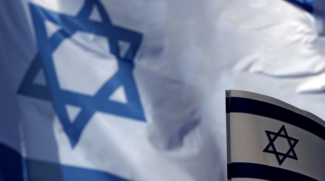 Ισραήλ: Εκατοντάδες Ισραηλινοί ειδικοί στον κυβερνοχώρο στήνουν «αίθουσα πολέμου» για να εντοπίσουν τους αγνοούμενους μετά την επίθεση της Χαμάς.