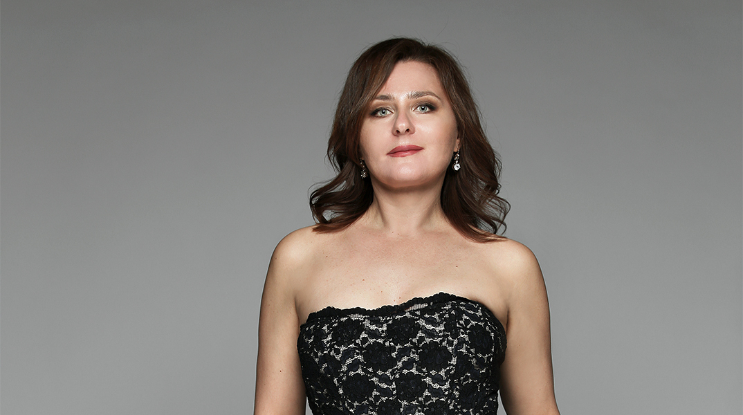 Η Σβετλάνα Σοζντάτελεβα μιλάει για την όπερα «Λαίδη Μάκβεθ του Μτσενσκ» στην Ε.Λ.Σ.