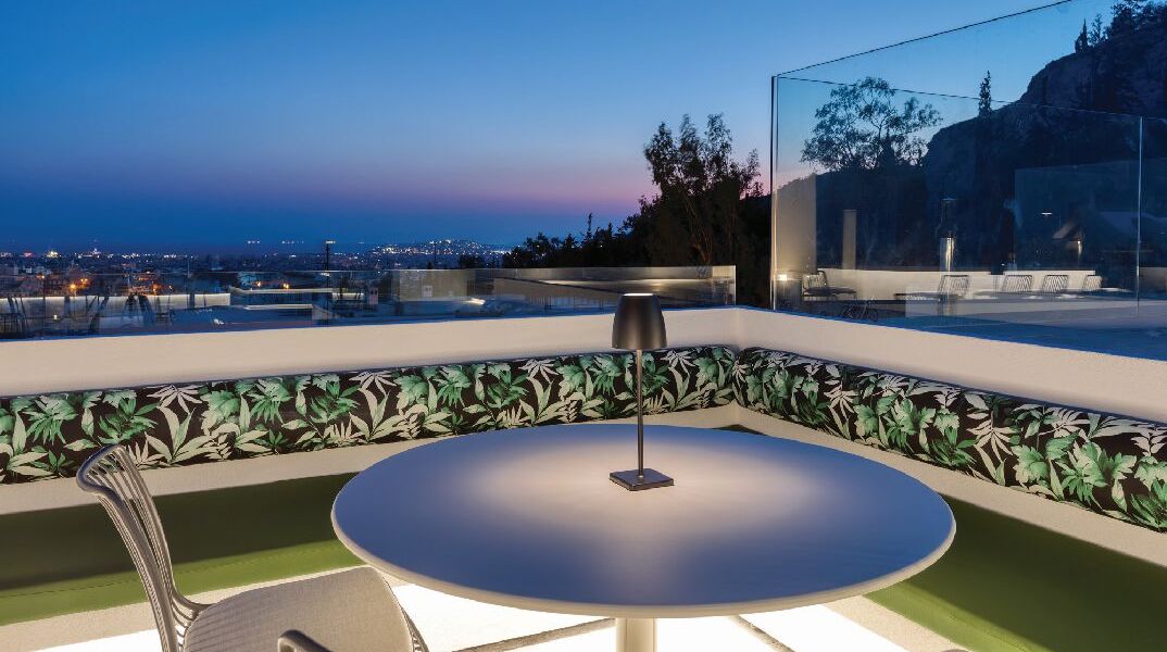 Neoma Sky Restaurant